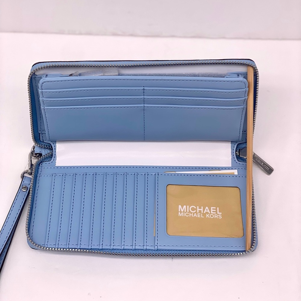 Michael Kors Large Continental Wallet Wristlet light Sky - Picture 3 of 10